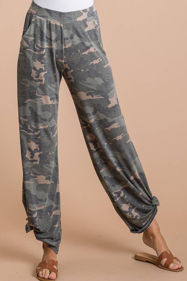 Camo Print Split Side Ankle Tie Women's Casual Pants P3585