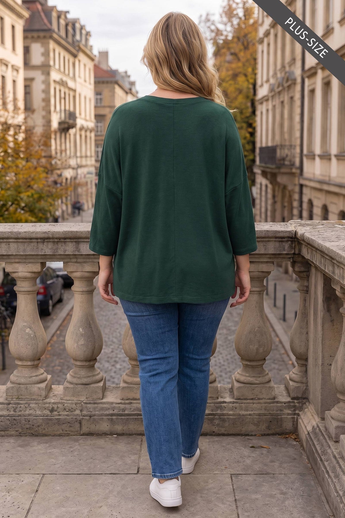 Double Front Pocket 3/4 Sleeve Knit Top Curvy