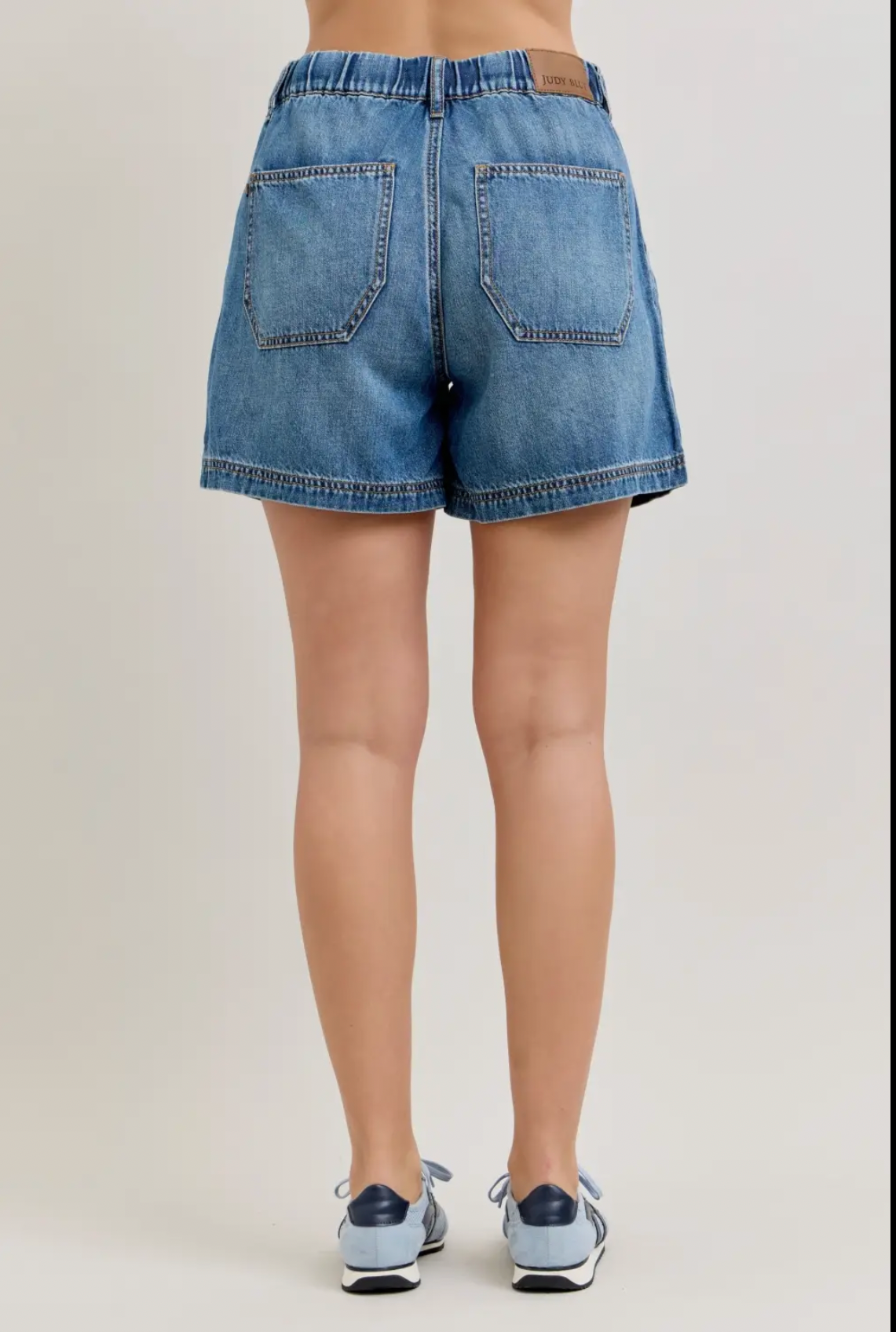 High Waisted Baggy Short, Featherweight