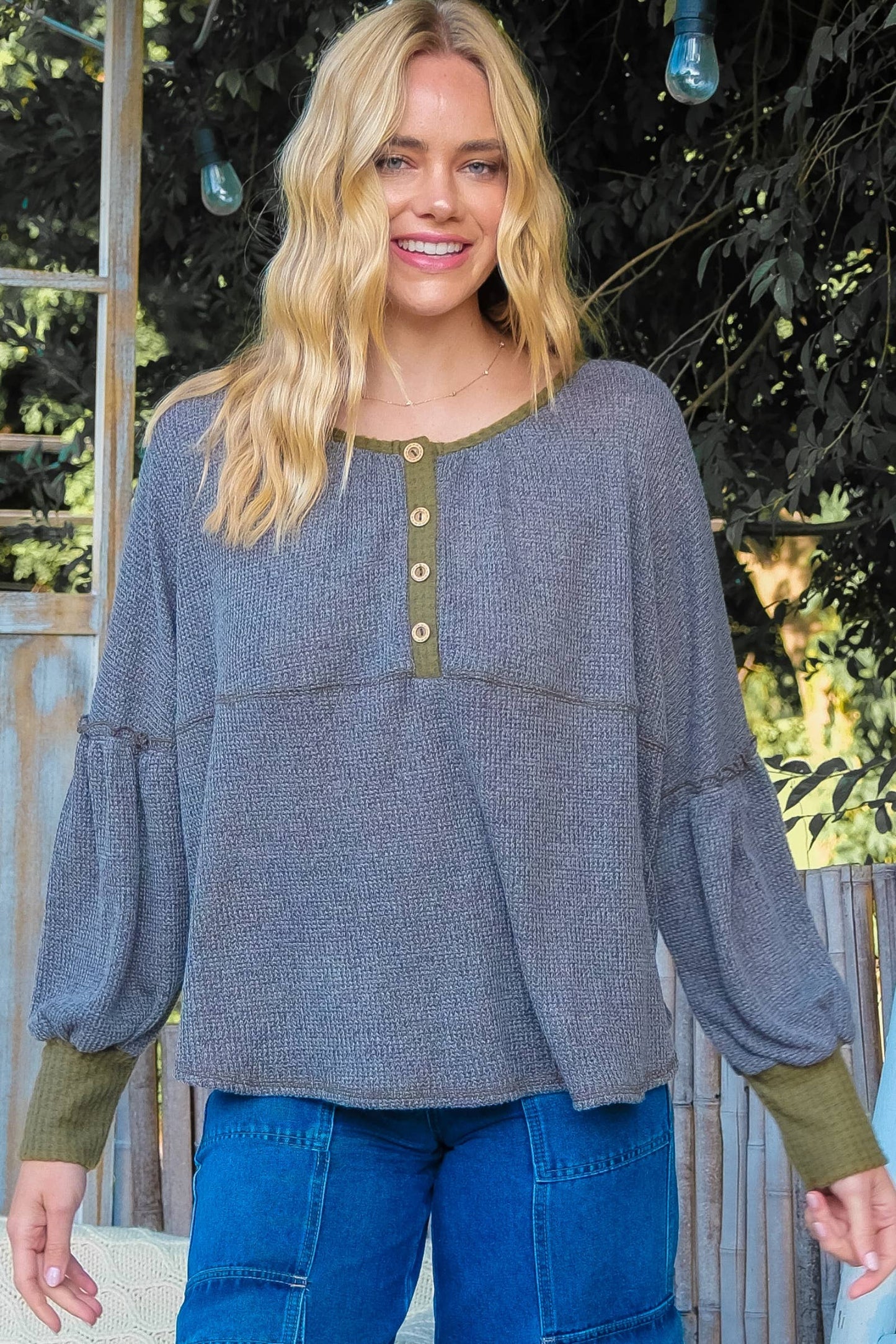 Roomy fit long sleeve top with placket-LT6491