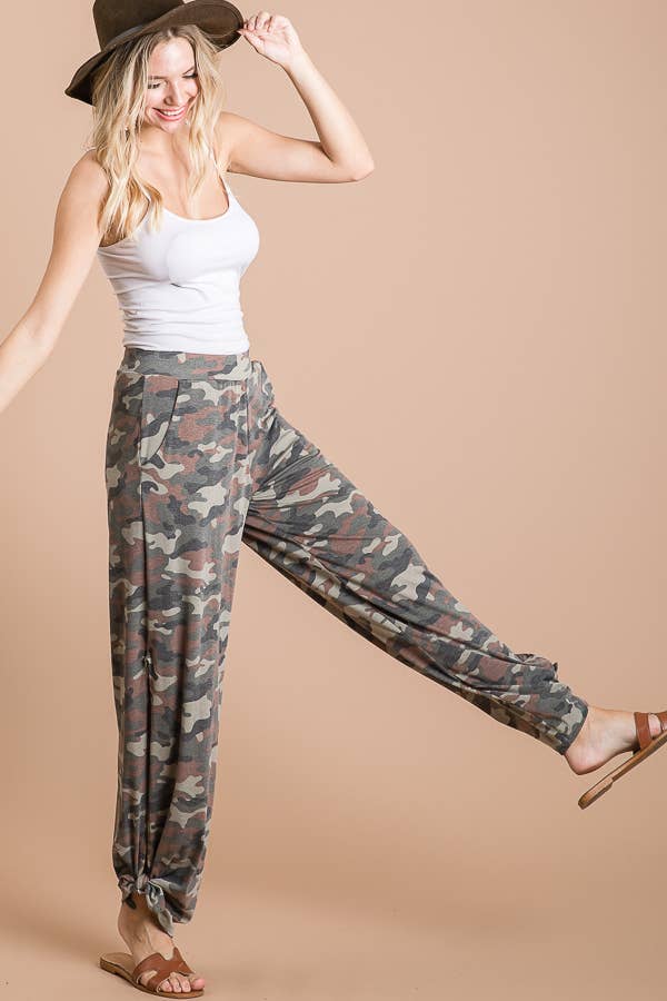 Camo Print Split Side Ankle Tie Women's Casual Pants P3585
