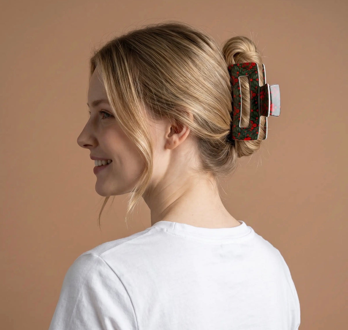 A Merry Moment Hair Clip