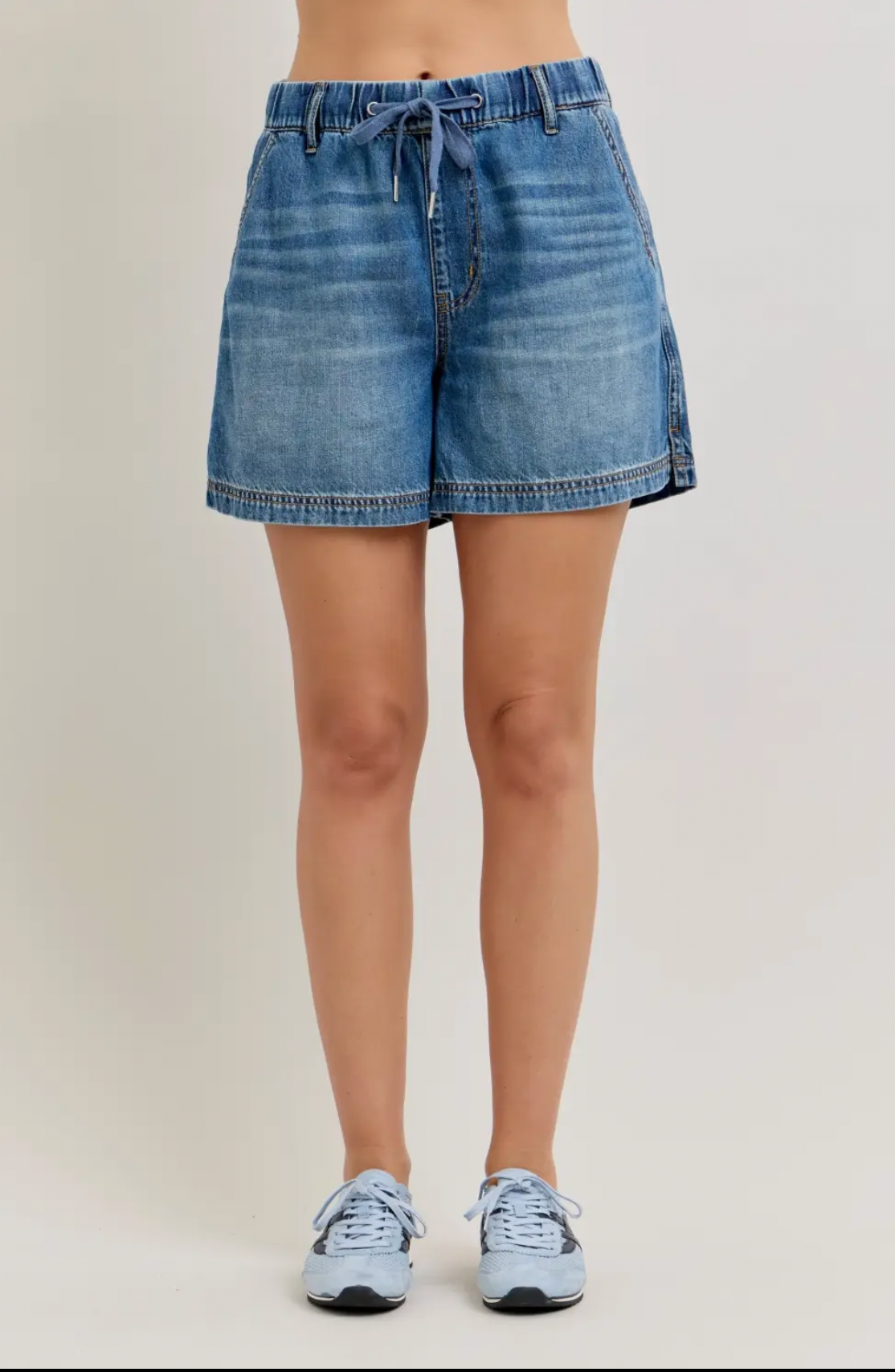 High Waisted Baggy Short, Featherweight