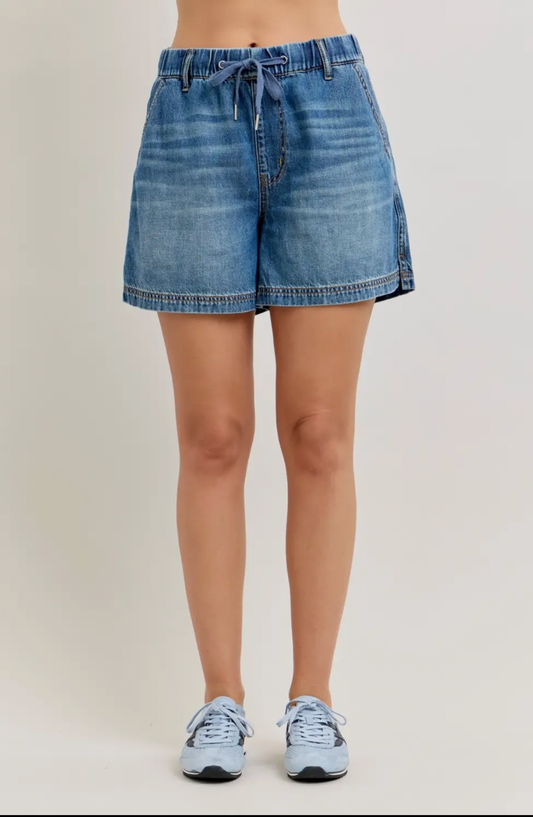 High Waisted Baggy Short, Featherweight