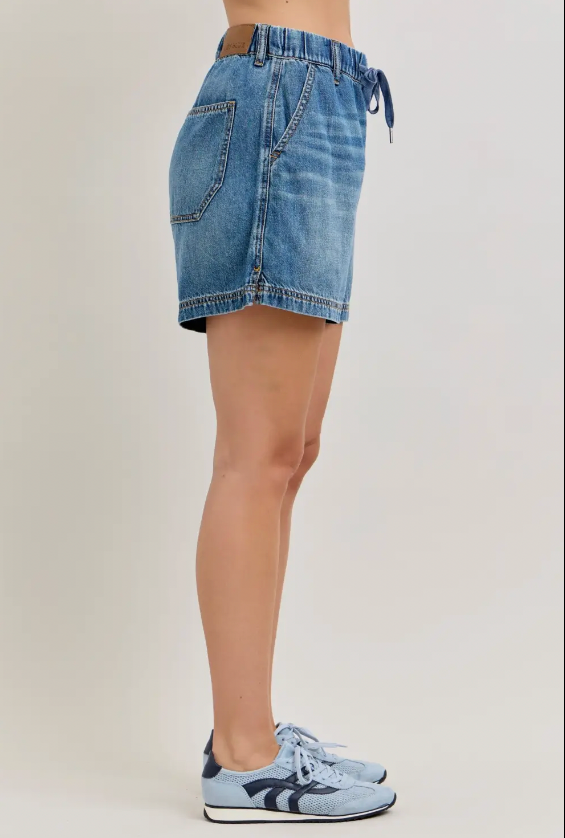 High Waisted Baggy Short, Featherweight
