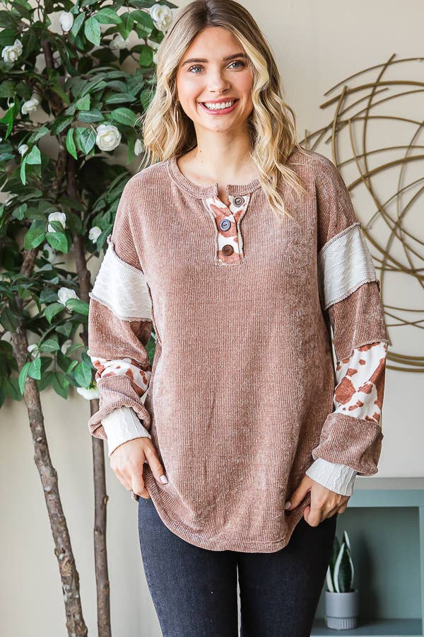 [PLUS SIZE] Animal Print Accent Button Front PulloverT5371XL