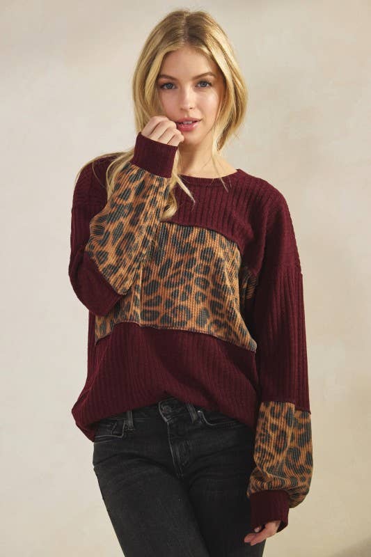 LONG SLEEVE SOLID RIB AND ANIMAL TOP CURVY