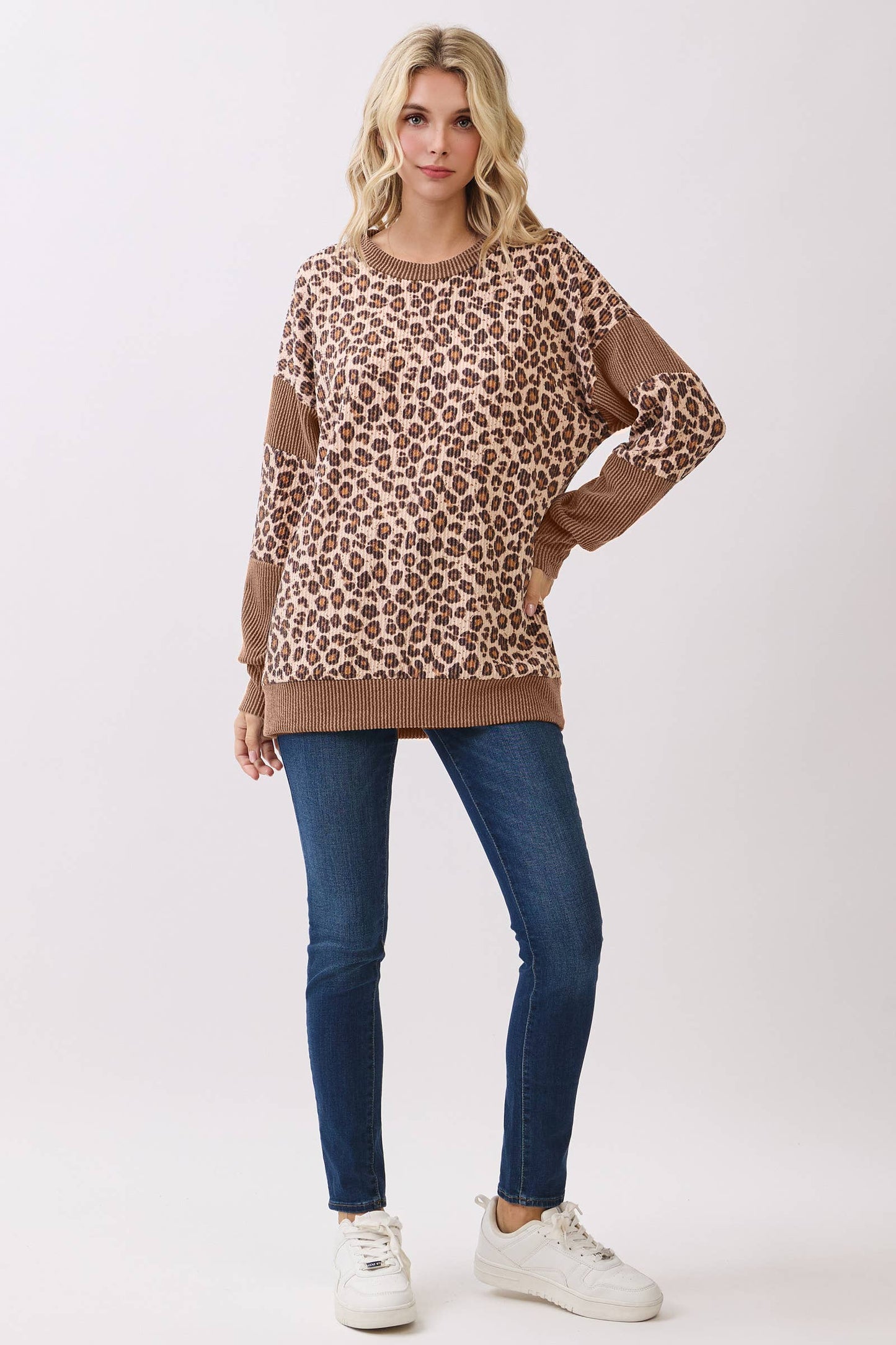 Leopard print drop shoulder pullover sweatshirt