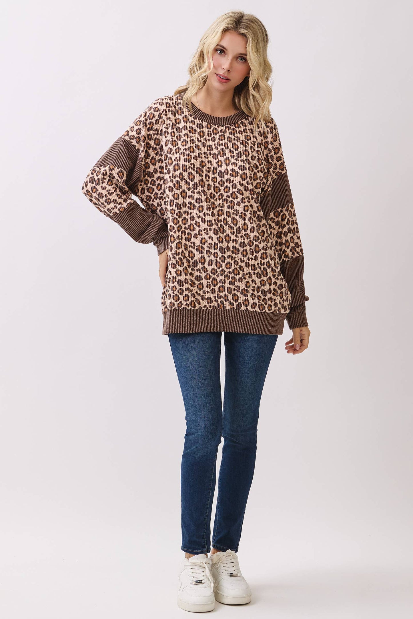 Leopard print drop shoulder pullover sweatshirt