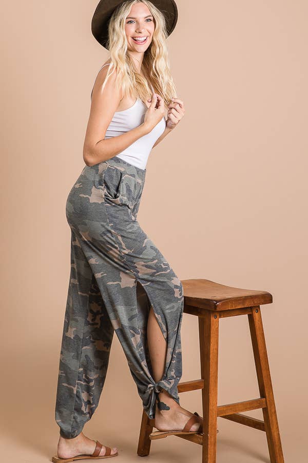 Camo Print Split Side Ankle Tie Women's Casual Pants P3585