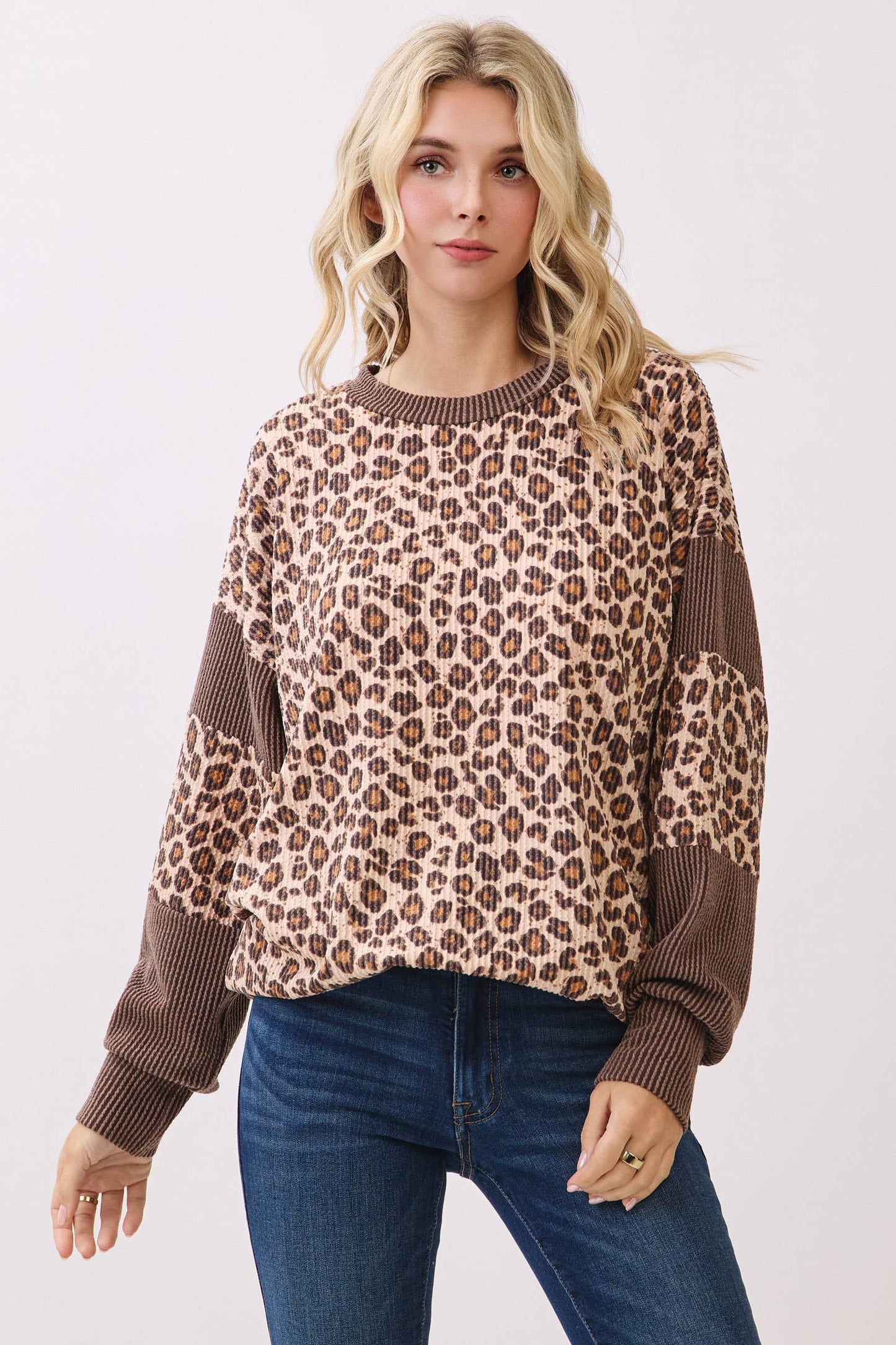 Leopard print drop shoulder pullover sweatshirt